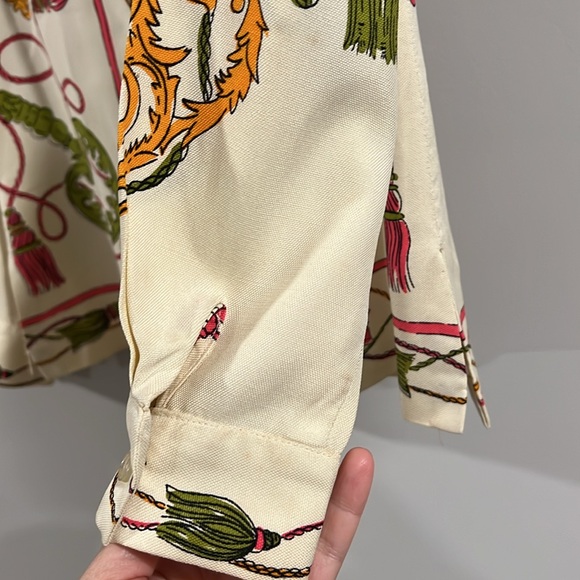 Vintage Blouse - 9/10, union made, keys, ribbon, rope - Picture 5 of 15